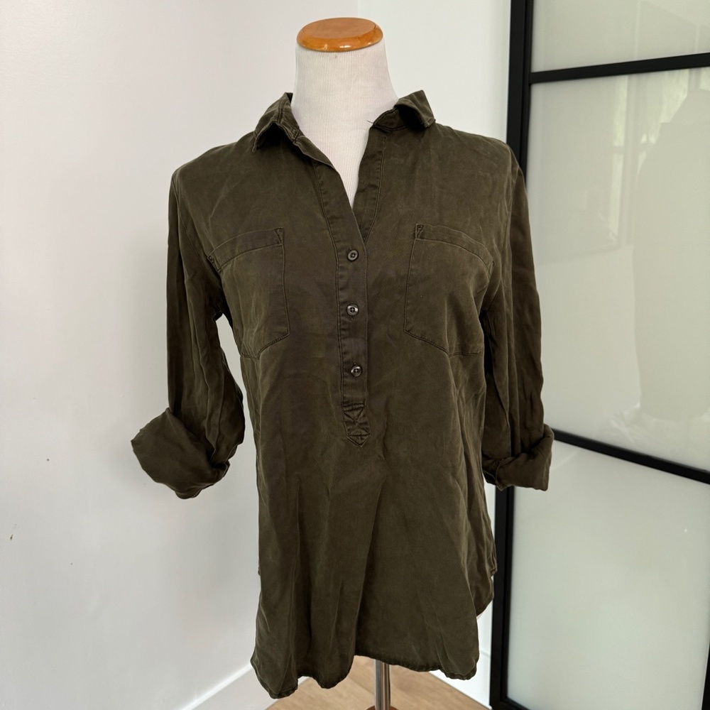 Thread & Supply Olive Green 1/2 button down top